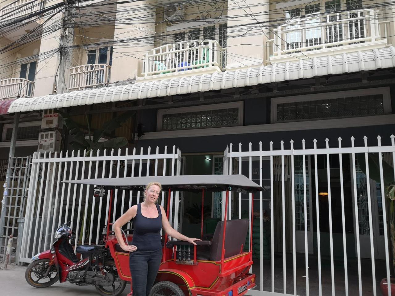 Dutch Hosted B&B, Abc Phnom Penh Exterior photo